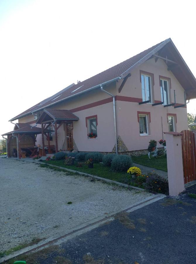 Koetel Utcai Vendeghaz Villa Balatonkeresztúr Buitenkant foto